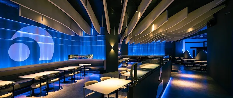 Second Floor 貳樓高雄夢時代店
